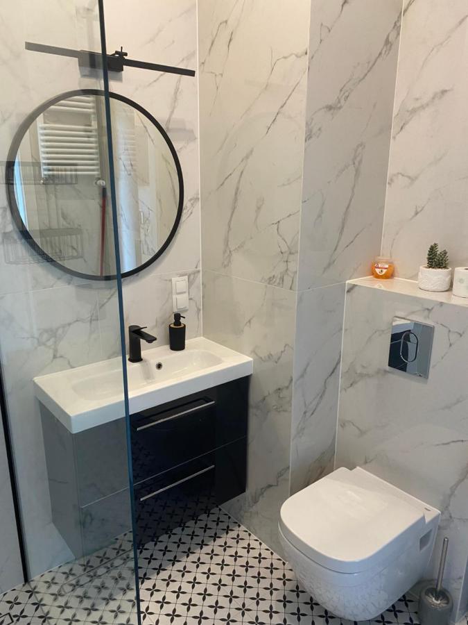 Apartament Nadmotlawie Estate Black 格但斯克 外观 照片